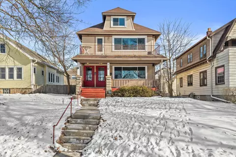4418 N Bartlett, Shorewood, WI 53211