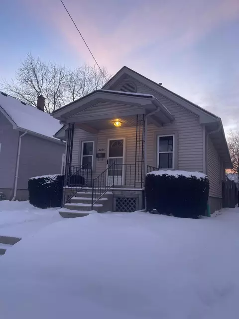 3204 Caledonia, Racine, WI 53402