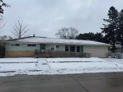 6220 N 89th, Milwaukee, WI 53225