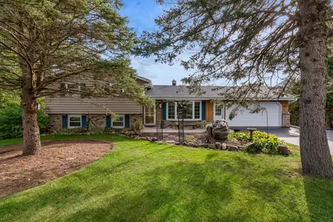 3657 Pleasant Vly, Polk, WI 53095
