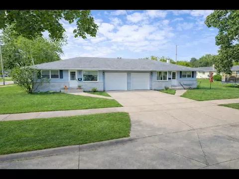52 Woodmere #54, Appleton, WI 54911