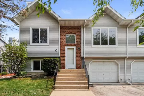1829 Woodburn #C, Waukesha, WI 53188