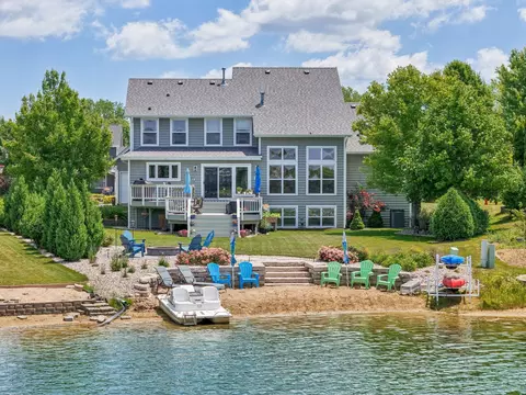 10473 S George, Oak Creek, WI 53154