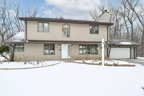 11368 Bridget, Hales Corners, WI 53130
