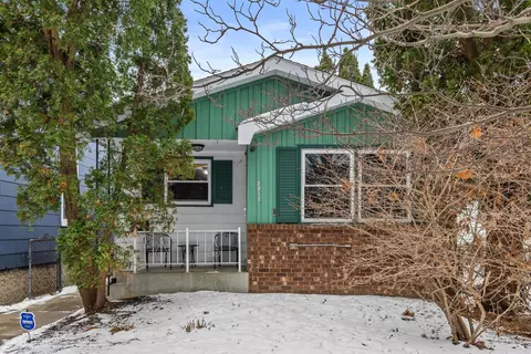 2917 S Wentworth, Milwaukee, WI 53207