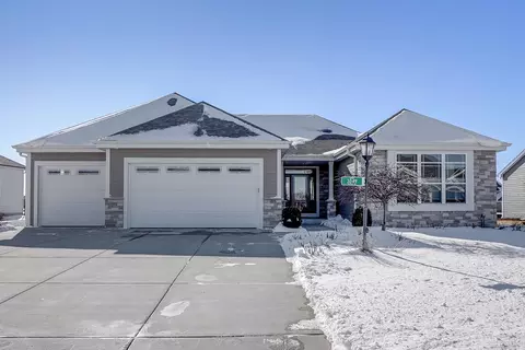 3049 Mendota, Summit, WI 53066