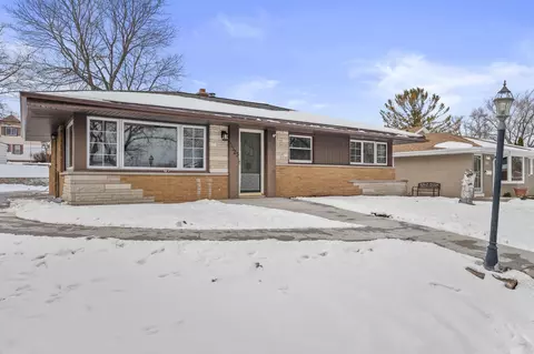 3323 S 91st, Milwaukee, WI 53227