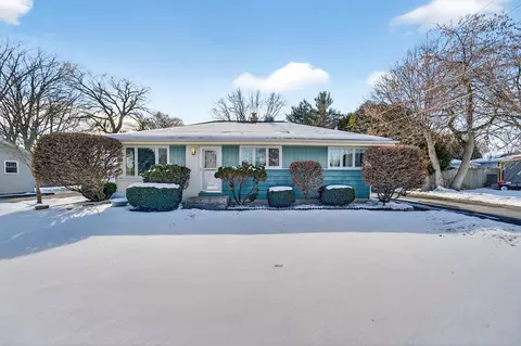 7042 Lone Elm, Racine, WI 53402