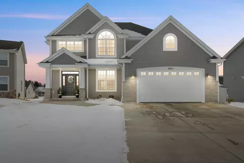 3951 Sienna, Franksville, WI 53126
