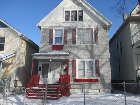 2114 N 28th #2116, Milwaukee, WI 53208