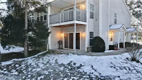 173 Heidel, Thiensville, WI 53092