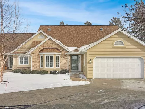 844 Shoal #C, Waterford, WI 53185