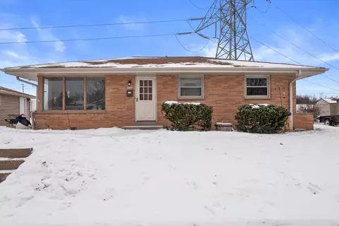 9531 W Langlade, Milwaukee, WI 53225