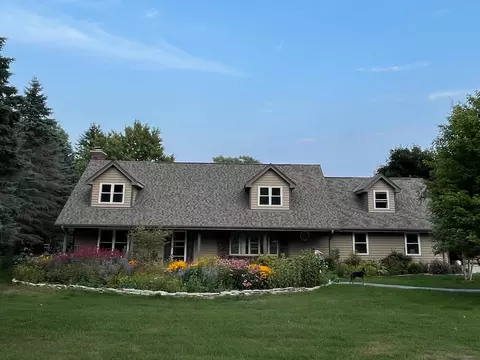 1746 Malibu, Cedarburg, WI 53012
