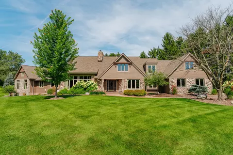 s38w33768 County Road D, Genesee, WI 53118