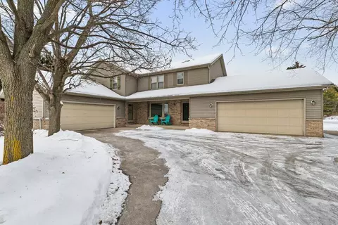 s86w18930 Woods #S86W18932, Muskego, WI 53150