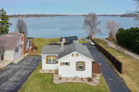 2225 Lakeshore, Dover, WI 53139