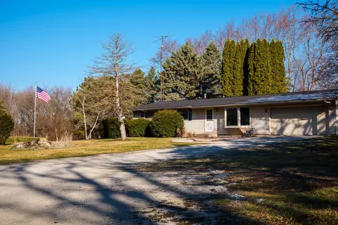 16422 82nd, Bristol, WI 53104