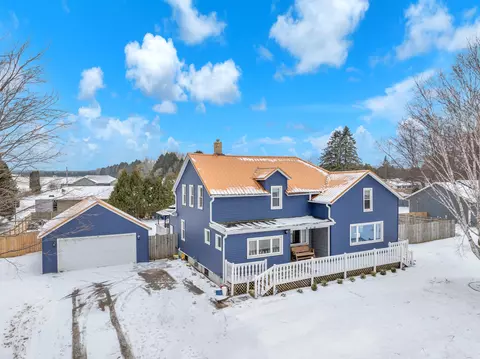 615 E Washington, Cleveland, WI 53015