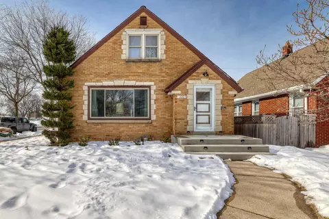 3001 N 87th, Milwaukee, WI 53222