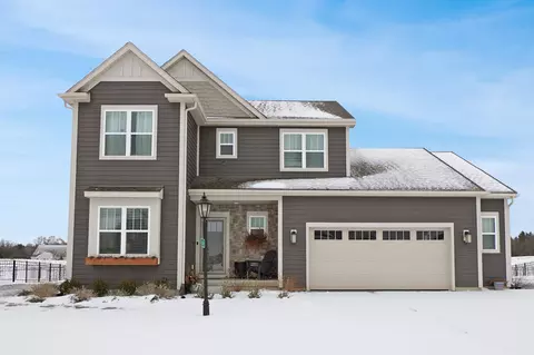 2826 Yahara, Summit, WI 53066