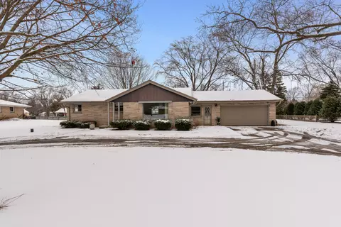 4620 N 135th, Brookfield, WI 53005