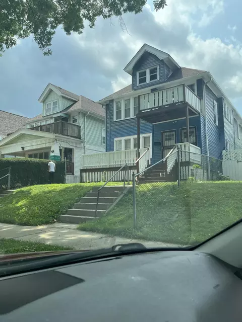 2941 N 26th #2943, Milwaukee, WI 53206