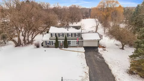 s38w27600 Windsong, Waukesha, WI 53189