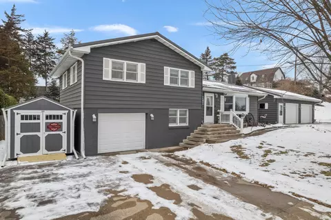 36 Skunk Holw, La Crescent, MN 55947