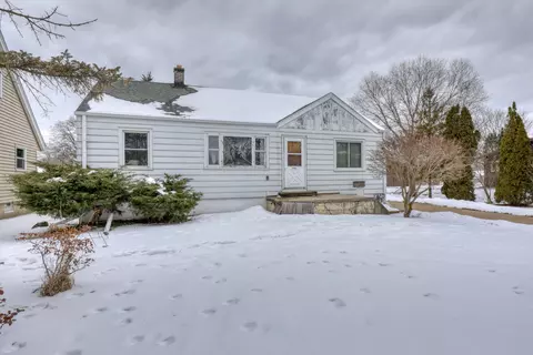 931 S 120th, West Allis, WI 53214