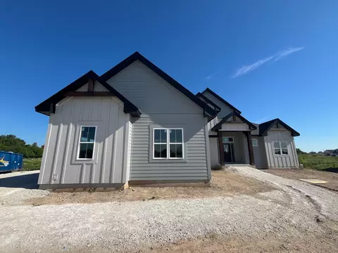 9951 N Cygnet, Mequon, WI 53097