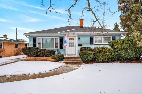 7849 Pershing, Kenosha, WI 53142