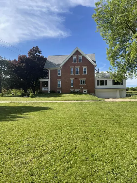 4310 Jackson, Jackson, WI 53037