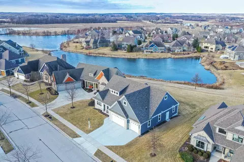 1525 Mohican, Waukesha, WI 53189