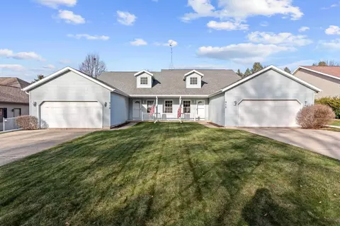 910 Prospect #912, Beaver Dam, WI 53916