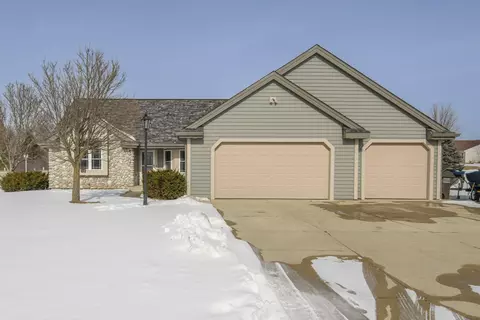 130 Chestnut, North Prairie, WI 53153