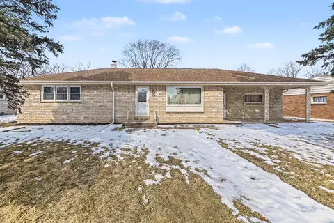 3020 W Edgerton, Greenfield, WI 53221