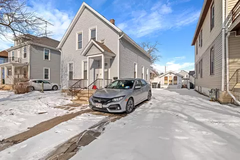 1326 Geele, Sheboygan, WI 53083
