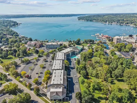 111 Center #150, Lake Geneva, WI 53147