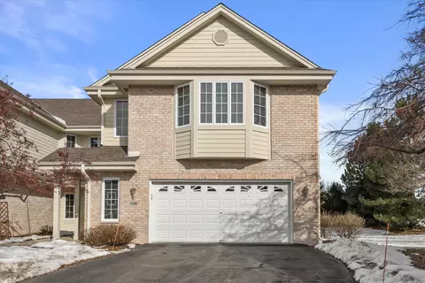 516 Arbor Oaks #D, Waukesha, WI 53188