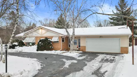 6986 N Ardara, Glendale, WI 53209