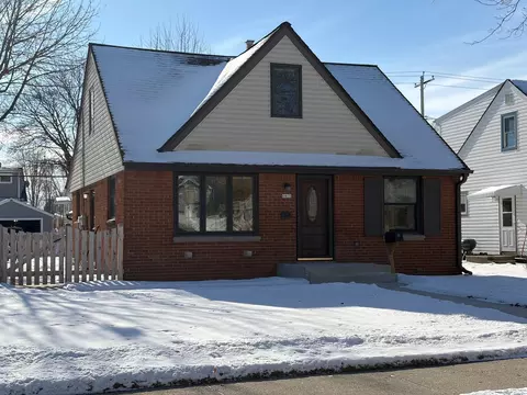 6411 W Cleveland, Milwaukee, WI 53219