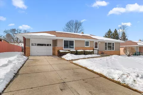632 S 16th, West Bend, WI 53095
