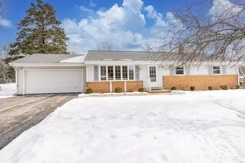 3260 Nassau, Brookfield, WI 53045