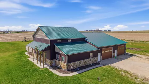 w3335 Bauer Road, Leroy, WI 53050