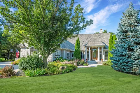 1600 E Juniper, Hartland, WI 53029