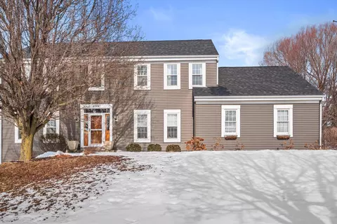 4704 W Xavier, Franklin, WI 53132