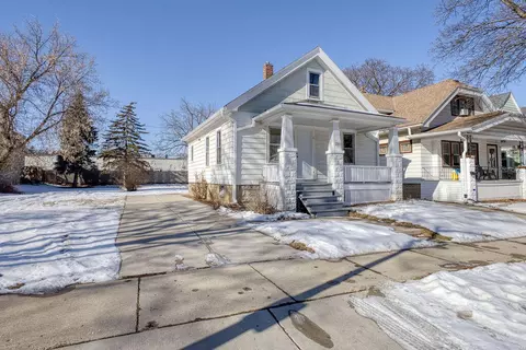 1567 S 83rd, West Allis, WI 53214
