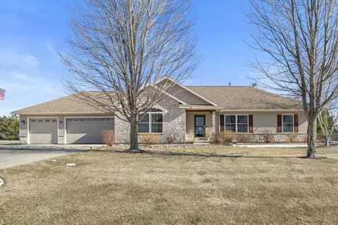 9065 377th, Randall, WI 53181