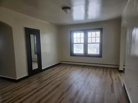 915 N 24th, Milwaukee, WI 53233